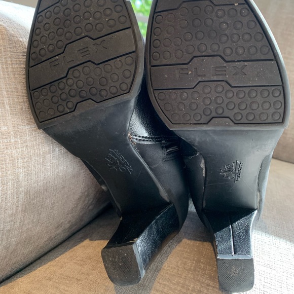 Black knee high heeled boots size 7 - Picture 4 of 5